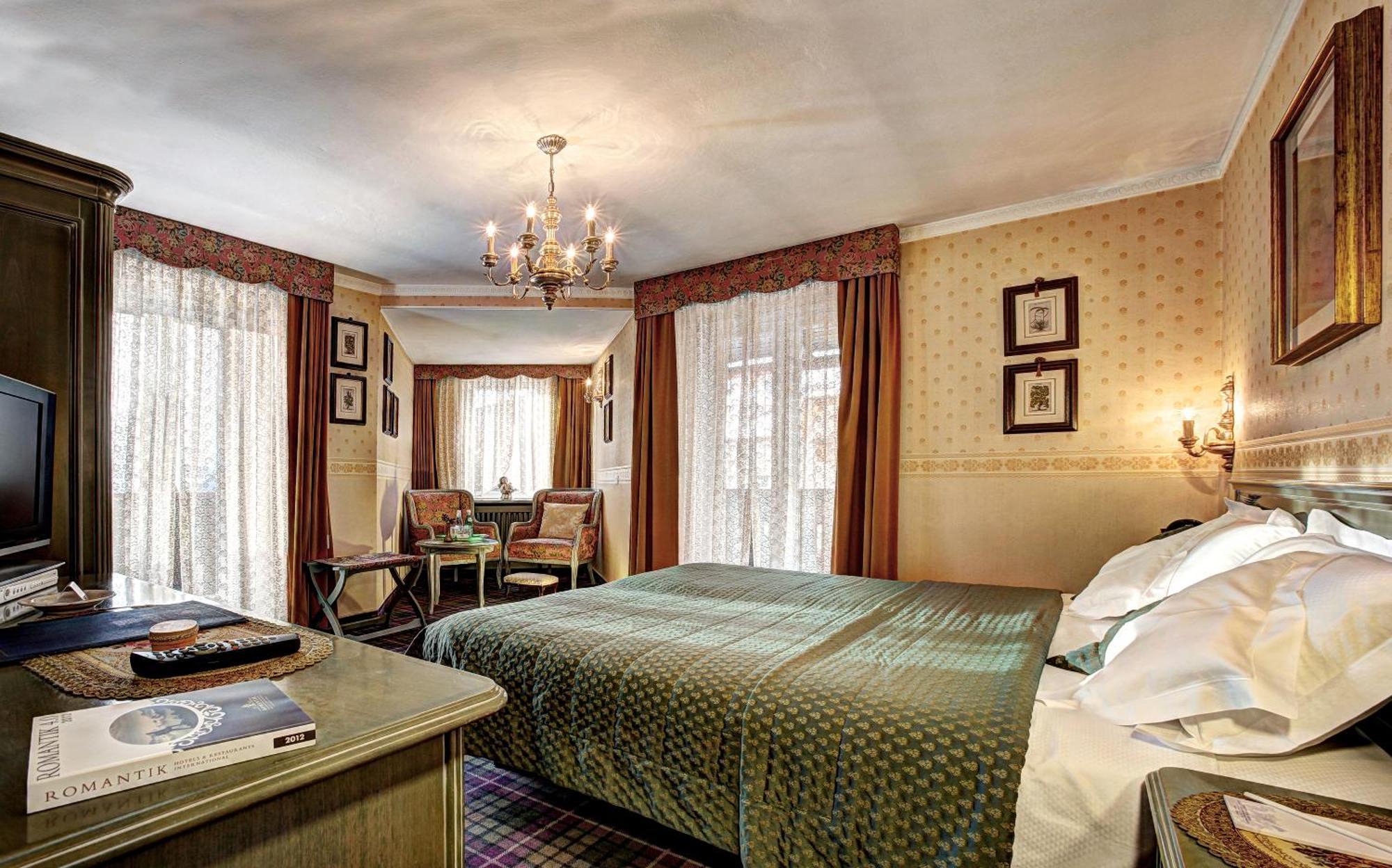 Hotel Regina Сан-Мартіно-ді-Кастроцца Екстер'єр фото