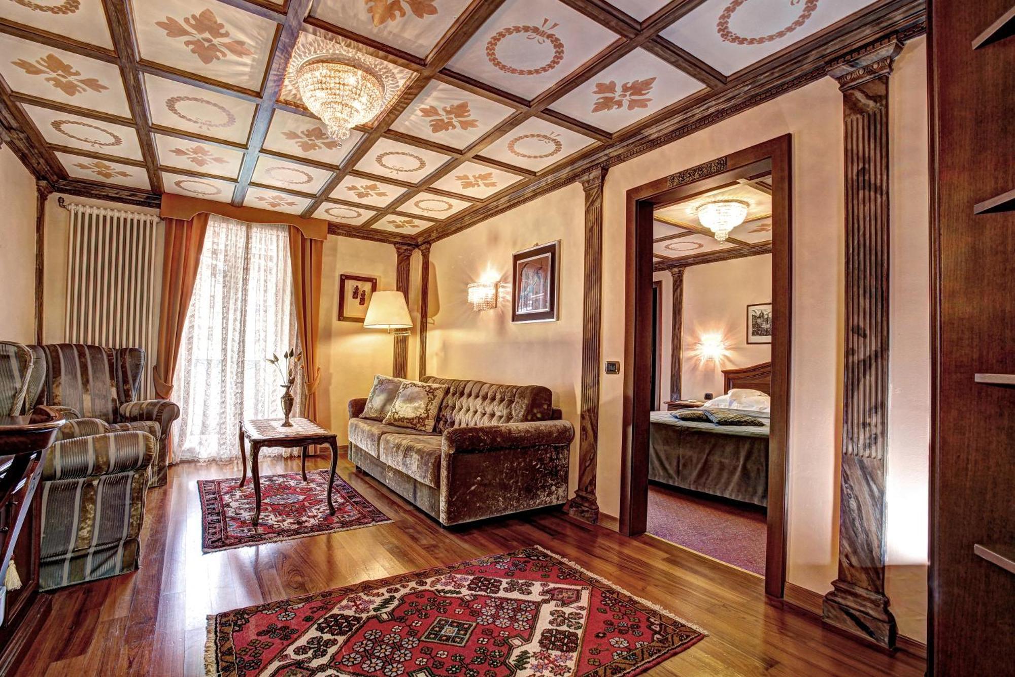 Hotel Regina Сан-Мартіно-ді-Кастроцца Екстер'єр фото