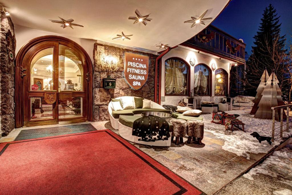 Hotel Regina Сан-Мартіно-ді-Кастроцца Екстер'єр фото